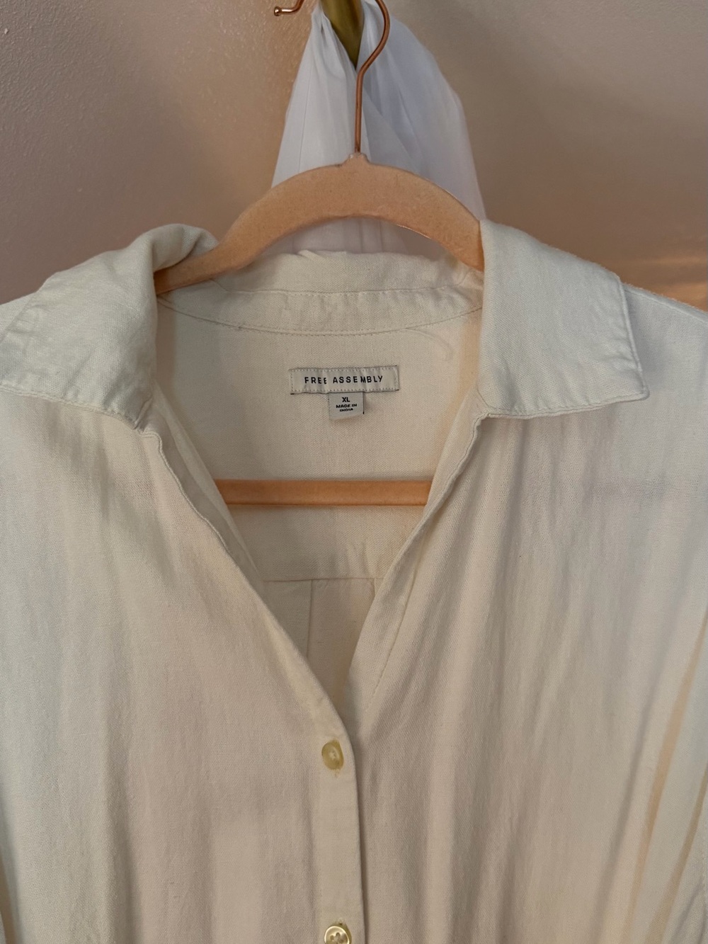 Women's Cream Button-Front Tie-Waist Romper - Picture 5 of 5